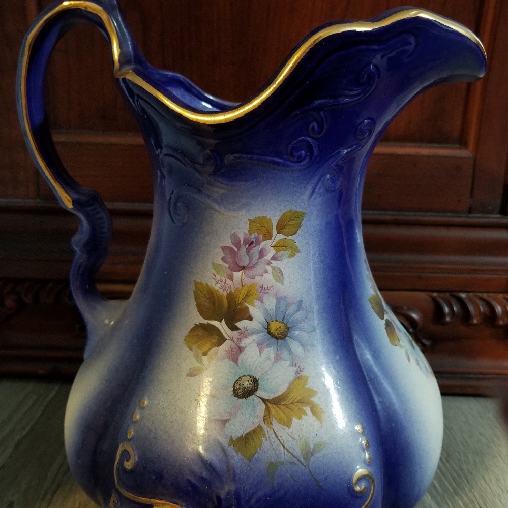 R S Prussia Pitcher